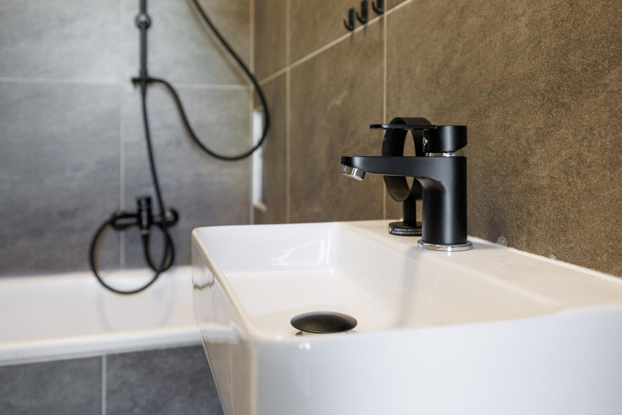 - Hauptbahnhof Apartment
